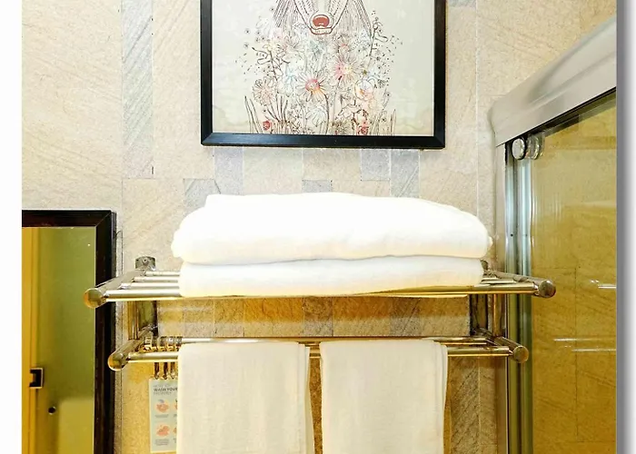 Pristine Hotel Manille