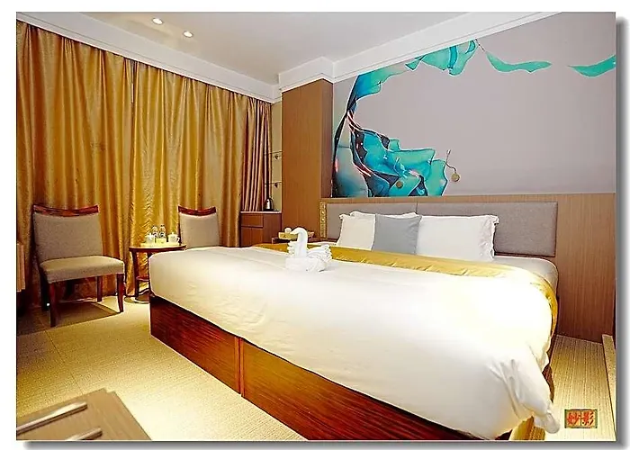 Hotel Pristine 3*