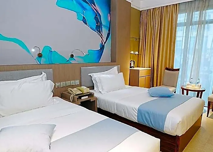 Pristine Hotel 3*