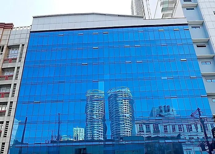 Hotel Pristine